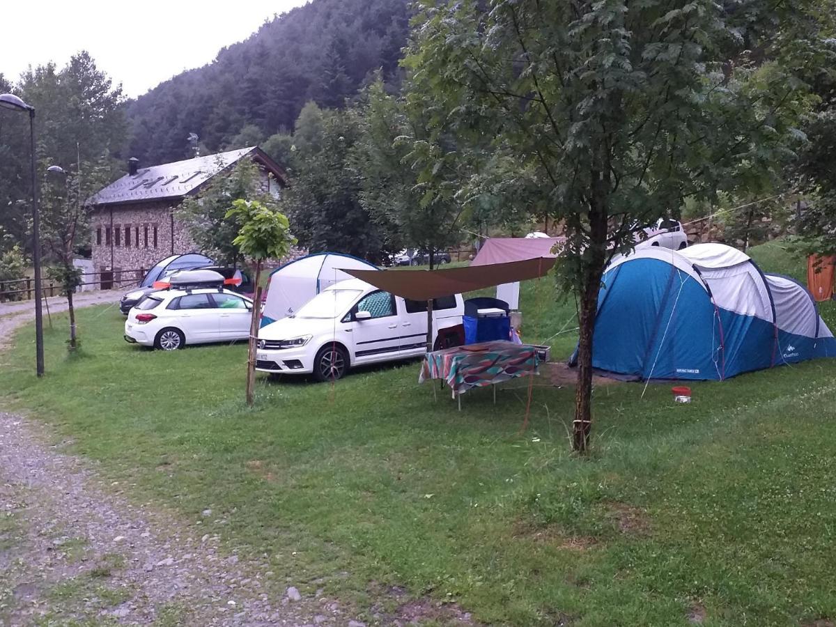 Hotel Càmping Riu Gelat à Espot Extérieur photo